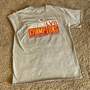 NFL KC Chiefs Super Bowl LVII Champions Tee Shirt, Sz L